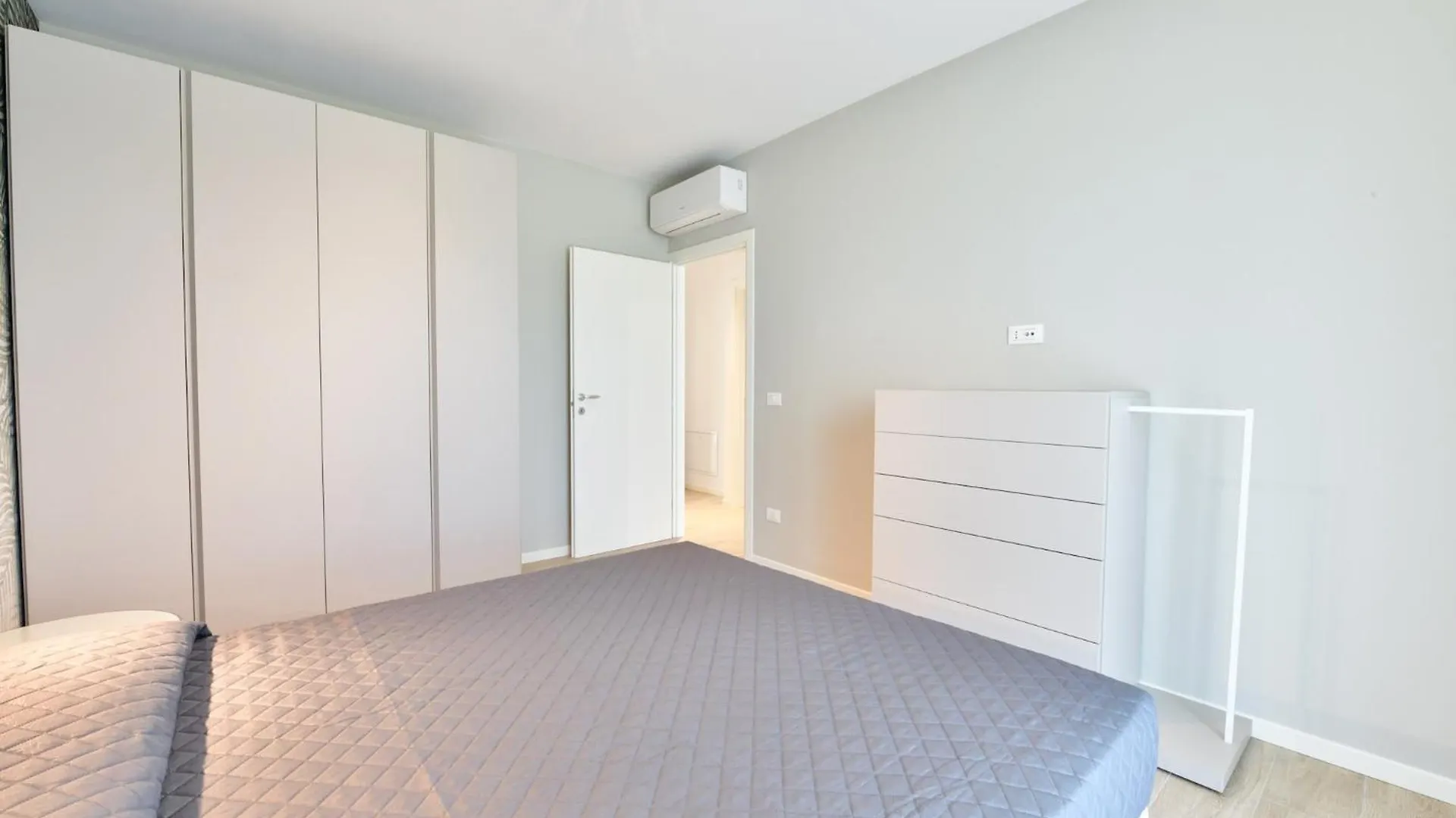 Kauai Apartments Lido di Jesolo 0*,  Italy
