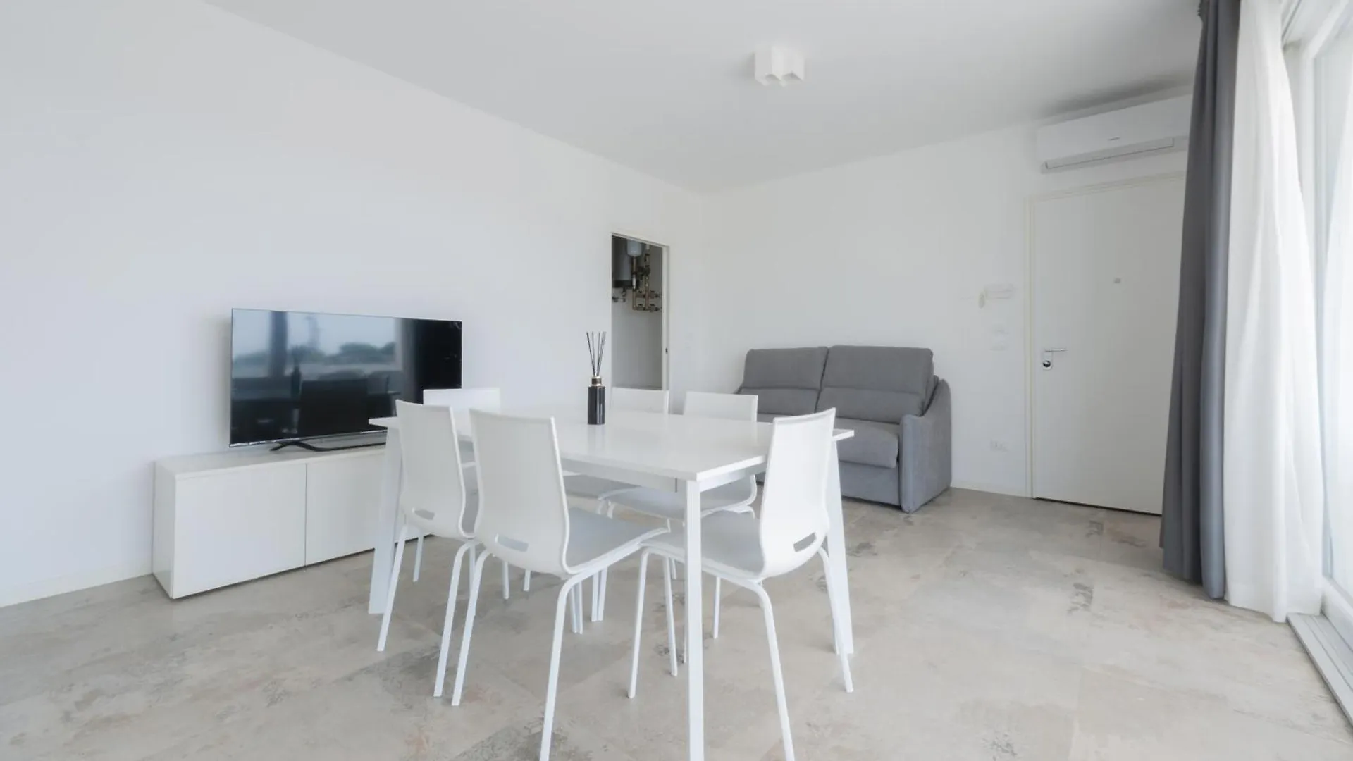 Kauai Apartments Lido di Jesolo Italy