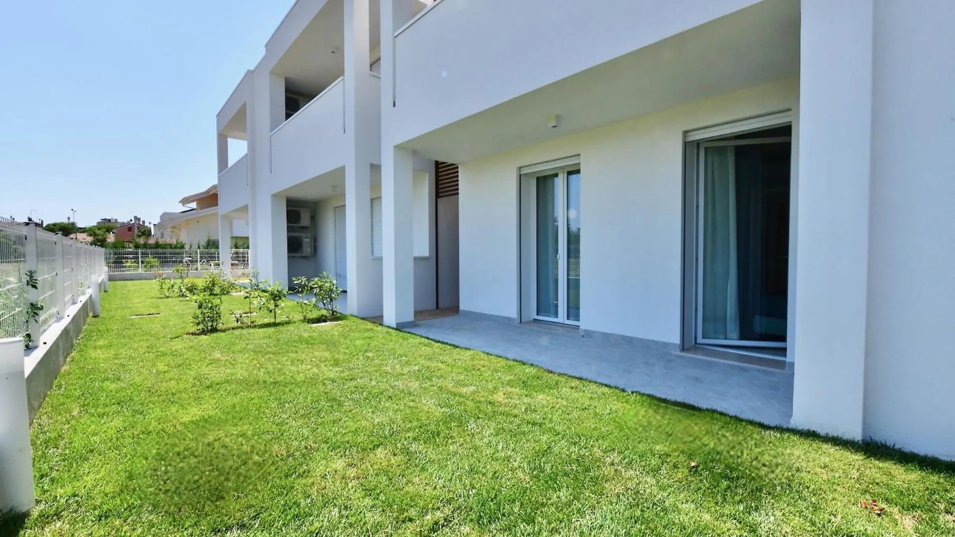 Kauai Apartments Lido di Jesolo 0*,